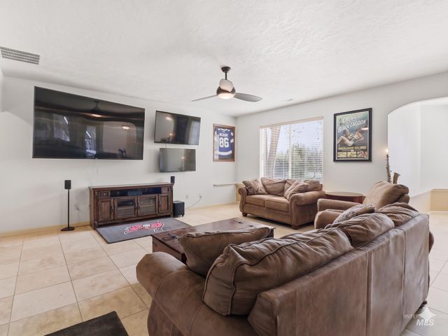 7967 S Rafael Way, Boise, ID 83709