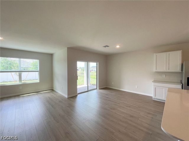 920 NE 10th ST, Cape Coral, FL 33909