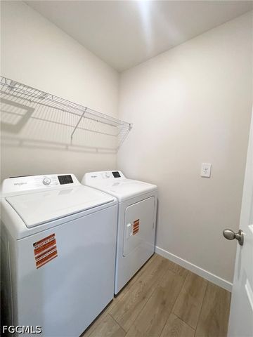 920 NE 10th ST, Cape Coral, FL 33909