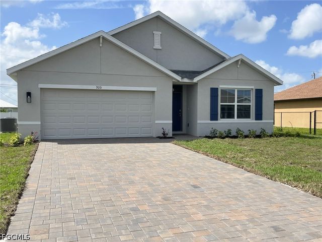 920 NE 10th ST, Cape Coral, FL 33909
