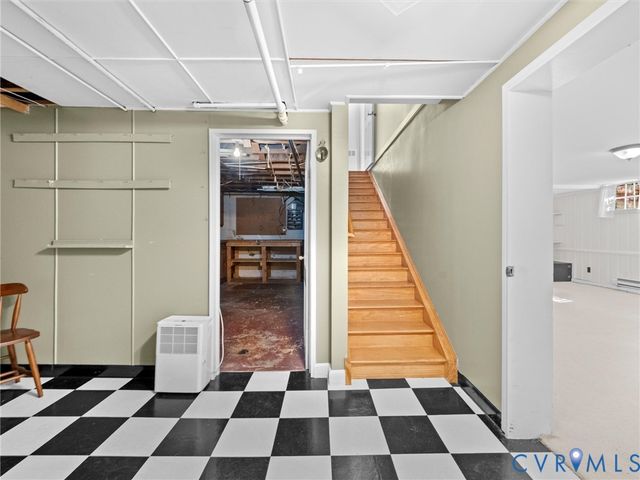 216 Ross Rd, Henrico, VA 23229