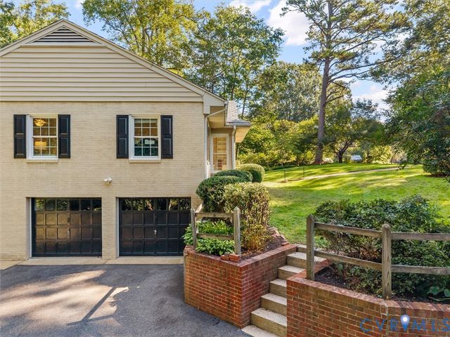 216 Ross Rd, Henrico, VA 23229