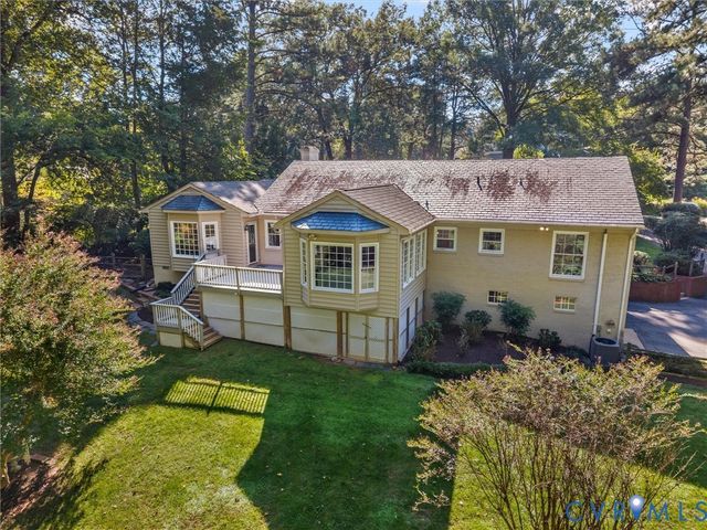 216 Ross Rd, Henrico, VA 23229