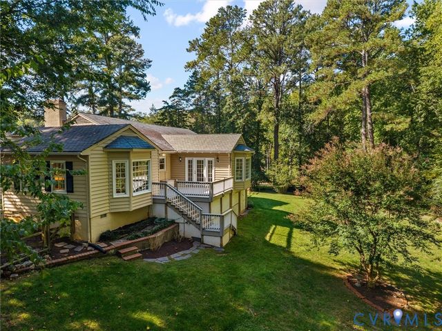 216 Ross Rd, Henrico, VA 23229