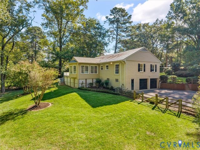 216 Ross Rd, Henrico, VA 23229