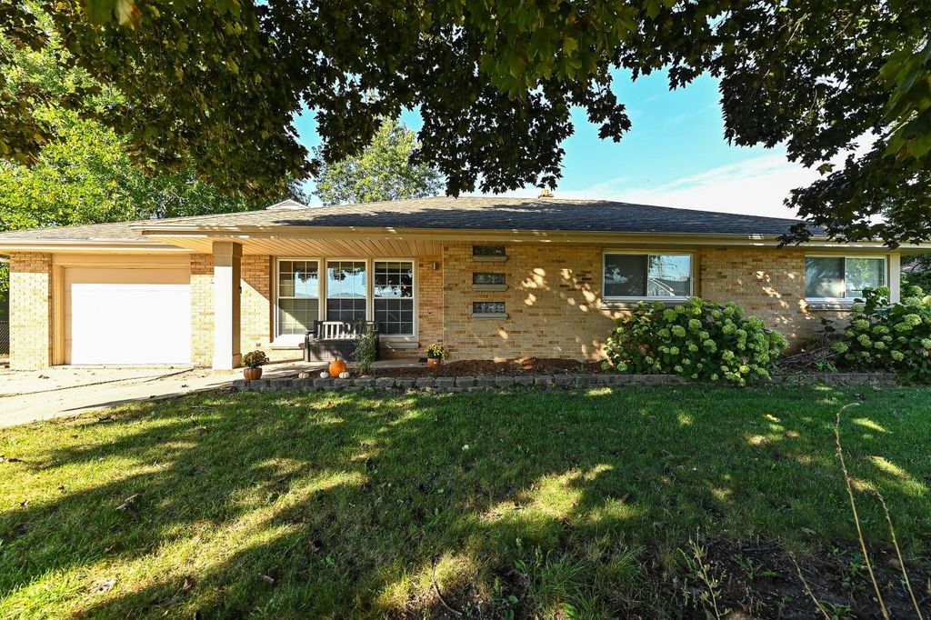 5305 S 110th STREET, Hales Corners, WI 53130