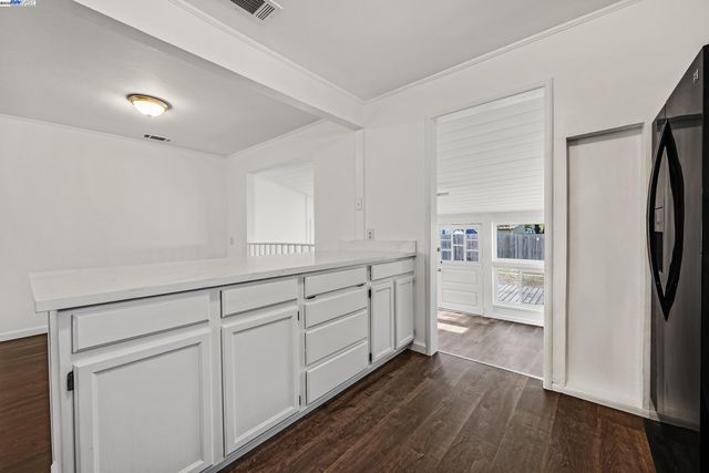 17137 Via Alamitos, San Lorenzo, CA 94580