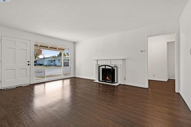 17137 Via Alamitos, San Lorenzo, CA 94580