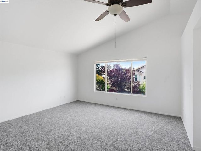 2356 Yorkshire Dr, Antioch, CA 94531