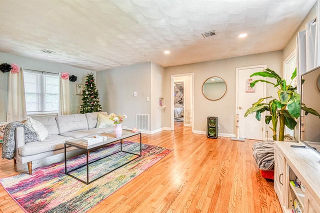 1205 Westlawn Drive, Norman, OK 73069