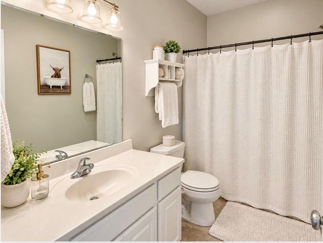 5251 Stapleton Drive, Kalamazoo, MI 49009