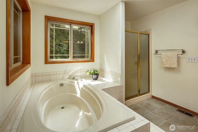825 204th Drive SE, Snohomish, WA 98290