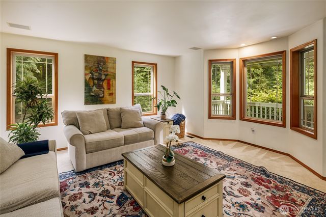 825 204th Drive SE, Snohomish, WA 98290