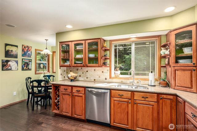 825 204th Drive SE, Snohomish, WA 98290