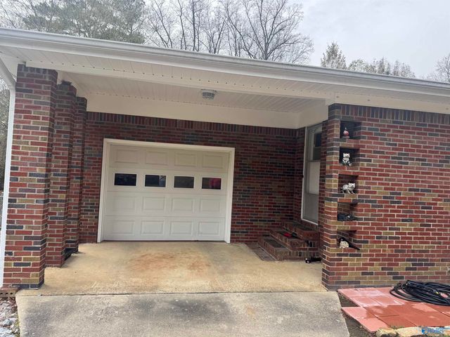 239 NW Hampton Road NW, Hartselle, AL 35640