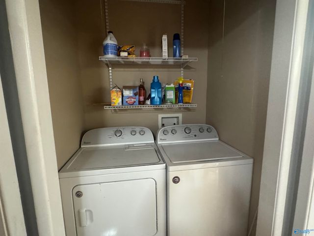 239 NW Hampton Road NW, Hartselle, AL 35640