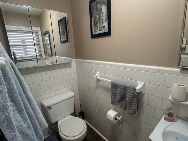 239 NW Hampton Road NW, Hartselle, AL 35640