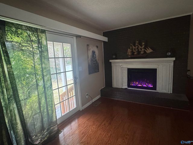 239 NW Hampton Road NW, Hartselle, AL 35640