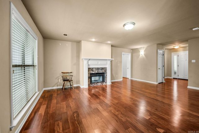 905 W B Ave Avenue, North Little Rock, AR 72116