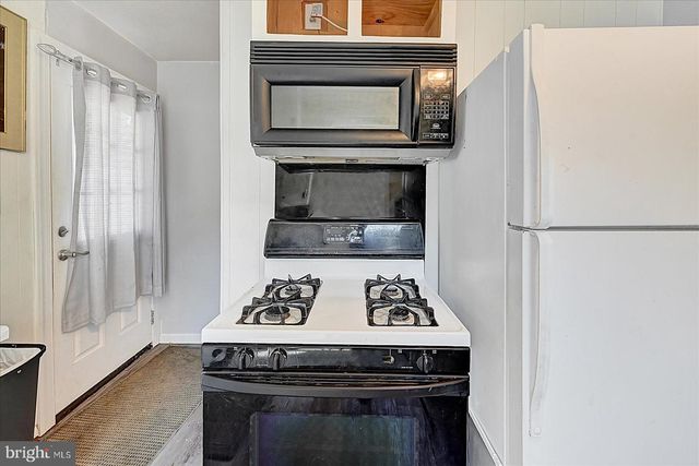 119 BECK MILL RD, Hanover, PA 17331