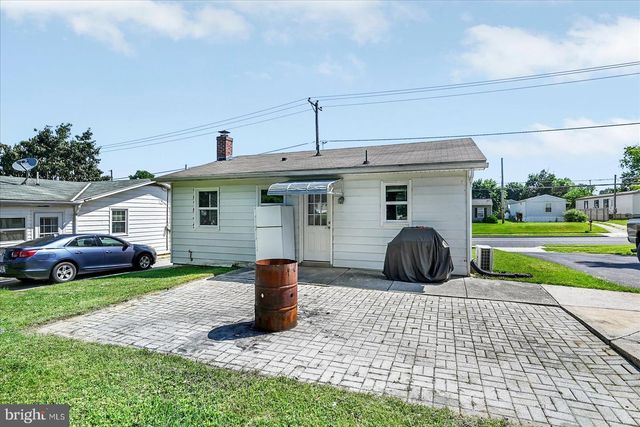 119 BECK MILL RD, Hanover, PA 17331