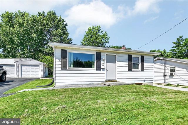 119 BECK MILL RD, Hanover, PA 17331