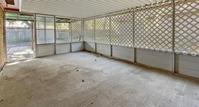 809 Cub Ln, Richmond, TX 77469
