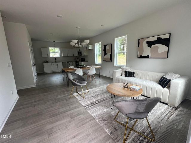 68 S Grace Way, Henderson, NC 27536