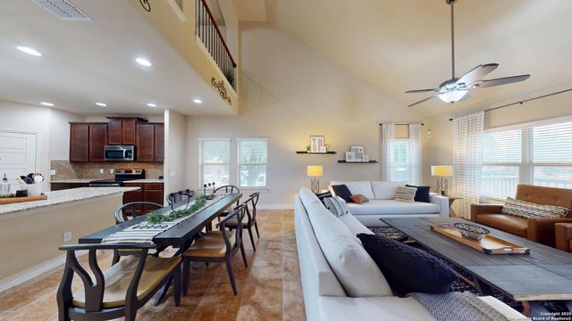 300 SADDLE SPUR, Cibolo, TX 78108