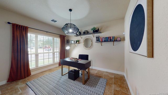 300 SADDLE SPUR, Cibolo, TX 78108