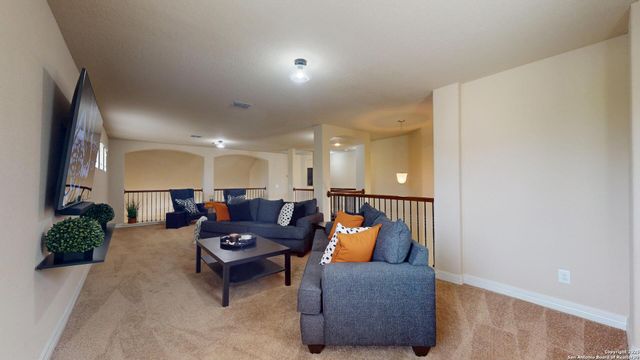 300 SADDLE SPUR, Cibolo, TX 78108