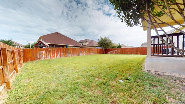 300 SADDLE SPUR, Cibolo, TX 78108