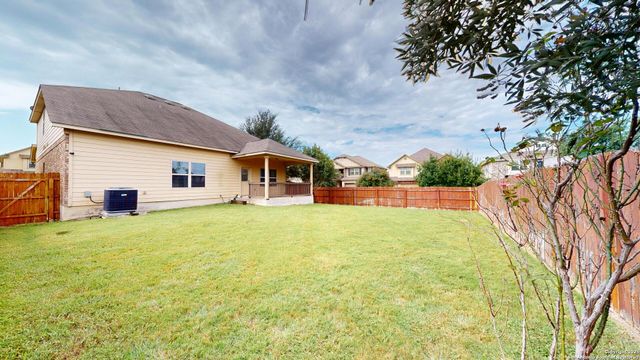 300 SADDLE SPUR, Cibolo, TX 78108