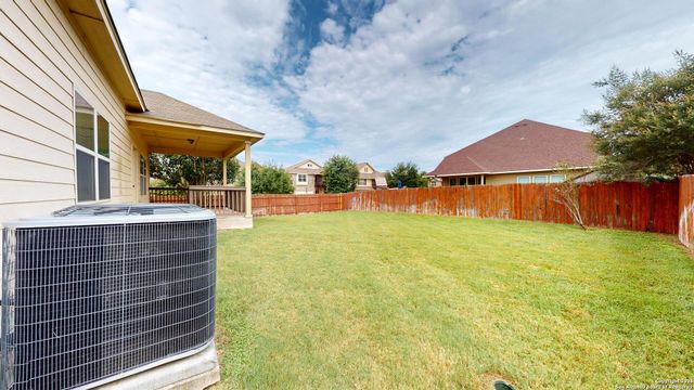 300 SADDLE SPUR, Cibolo, TX 78108