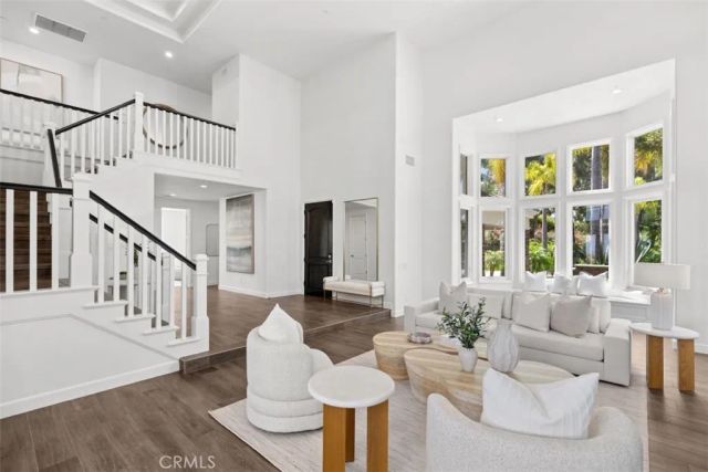 21 Chester, Irvine, CA 92603