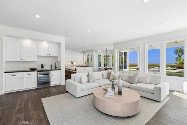 21 Chester, Irvine, CA 92603