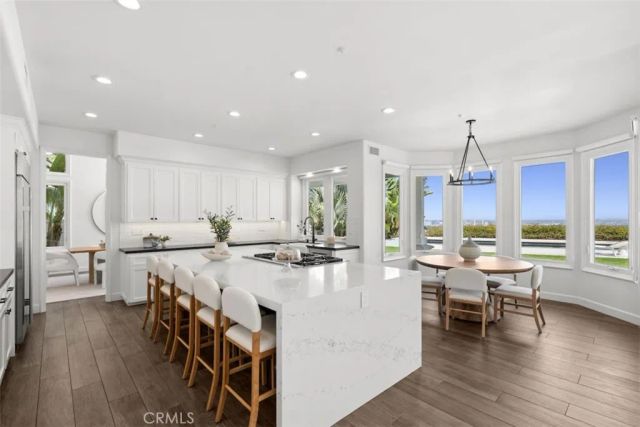 21 Chester, Irvine, CA 92603