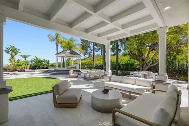 21 Chester, Irvine, CA 92603