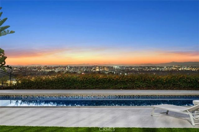 21 Chester, Irvine, CA 92603