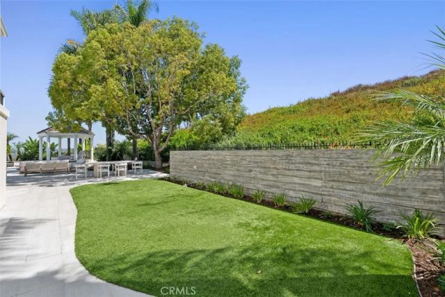 21 Chester, Irvine, CA 92603