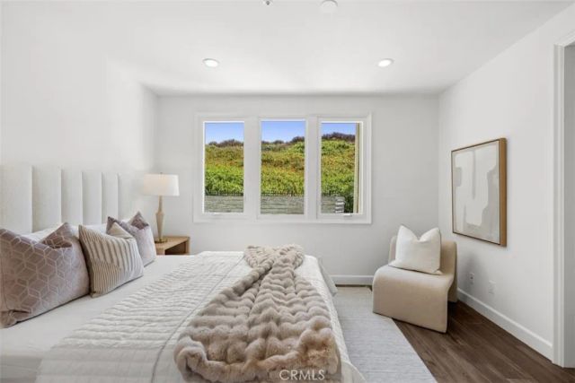 21 Chester, Irvine, CA 92603