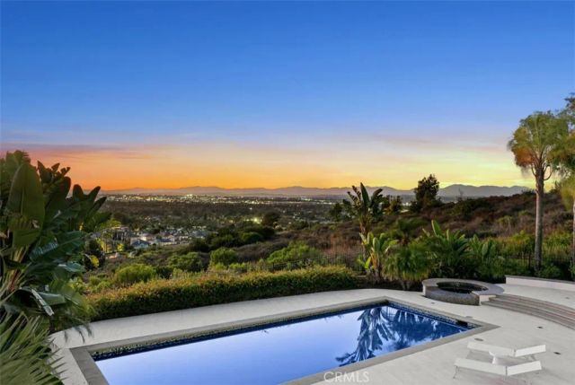 21 Chester, Irvine, CA 92603
