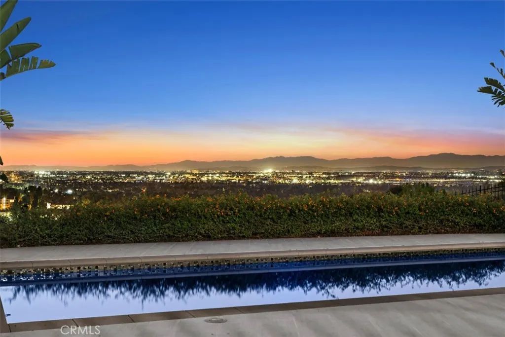 21 Chester, Irvine, CA 92603