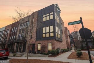 1229 Chelsea Circle NW, Atlanta, GA 30318