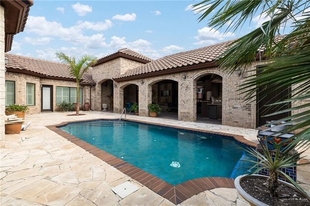 4904 Gumwood Avenue, Mcallen, TX 78501