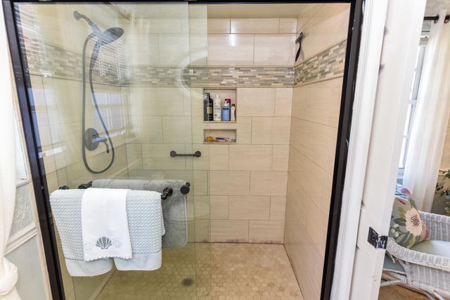 7886 SE Trenton Avenue, Hobe Sound, FL 33455