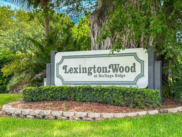 7886 SE Trenton Avenue, Hobe Sound, FL 33455