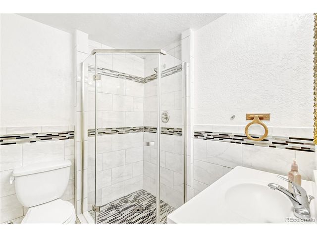 1600 Brimble Dr, Erie, CO 80516