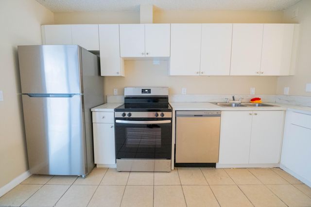 4763 Orleans Court C, West Palm Beach, FL 33415