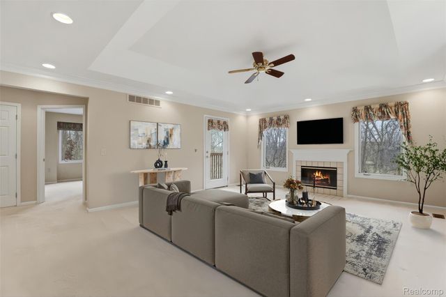 21400 Magnolia Court, Farmington Hills, MI 48336
